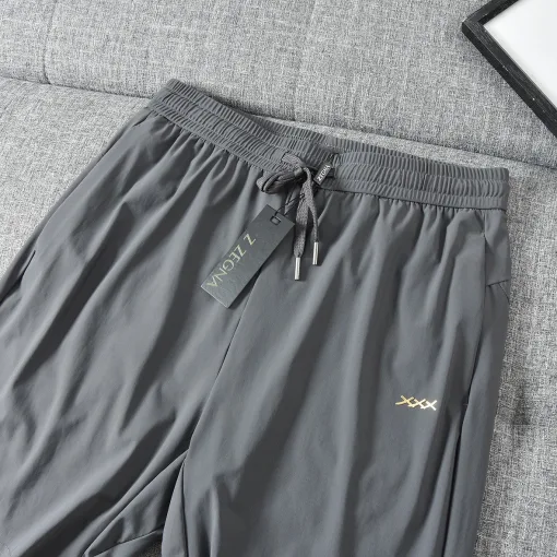 Hochwertige Zegna Shorts aus schwarzer Seide, Casual Collection