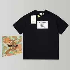 Burberry Kurzarmhemd in Premiumqualität im schwarzen Logo-Stil