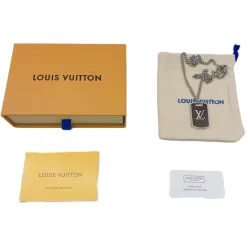 Hochwertige Louis Vuitton Halskette im Logo-Stil in Silber