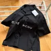 Bestseller Givenchy Kurzarmhemd Schwarzer Printstil