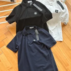 Kurzarmshirt aus weißer Baumwolle von Stone Island in Premiumqualität, Logo-Kollektion