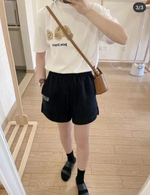 Hochwertige Ganni Shorts aus schwarzer Baumwolle mit Stickereien