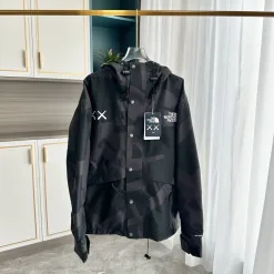 Hochwertige, atmungsaktive Jacken von The North Face