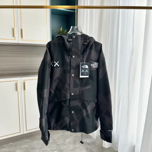 Hochwertige, atmungsaktive Jacken von The North Face