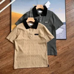 Kurzärmeliges Coach-Baumwoll-Logo-Shirt in Premiumqualität