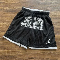 Premium Nike Shorts im schwarzen Stil