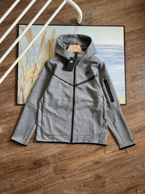 Premium Nike Mantel Grau Fleece Kollektion