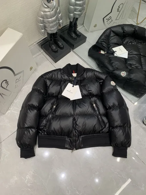 Premium Moncler Mäntel Weiß Strick Sportlicher Stil