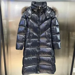 Bestseller Moncler Daunenjacke Weiß Kollektion