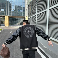 Hochwertige Chrome Hearts Mäntel aus schwarzem Leder im Logo-Stil