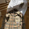Bestseller Burberry Langarm-Kollektion in Khaki-Karo