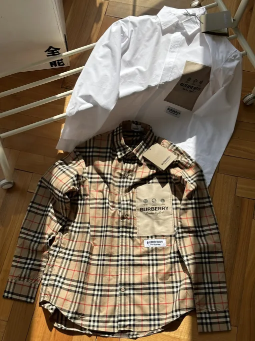 Bestseller Burberry Langarm-Kollektion in Khaki-Karo