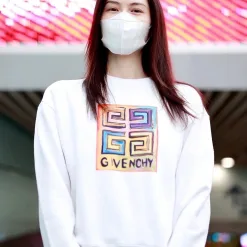 Luxuriöse Givenchy Sweatshirts aus Baumwolle, klassische Kollektion