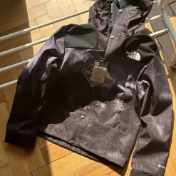 Premium-Qualität The North Face Jacken Atmungsaktiver Stil