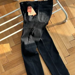 Luxus-Jeans von Levi’s im Denim-Waschungsstil