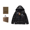 Hochwertige Burberry Daunenjacken mit weißem Logo