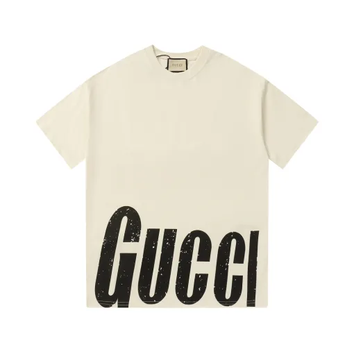 Hochwertige Gucci Kurzarm-Kollektion mit schwarzem Logo