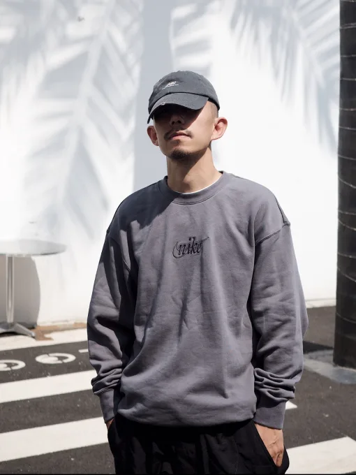 Hochwertige Nike-Jacken aus grauer Baumwollstickerei-Kollektion