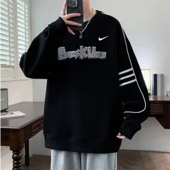 Hochwertige Nike Sweatshirts aus weißer Baumwolle im klassischen Stil