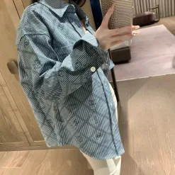 Luxus-Hemd von Chanel im Denim-Streifenstil