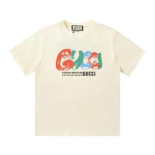 Hochwertiges Gucci-Kurzarmshirt aus schwarzer Baumwolle im Logo-Stil