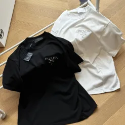 Bestseller Prada Kurzarm-Logo-Kollektion aus weißer Baumwolle