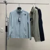 Hochwertiger Descente-Mantel in Schwarz, klassische Kollektion