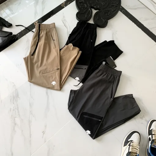Bestseller Descente Casual Pants Schwarze Nylon-Freizeitkollektion