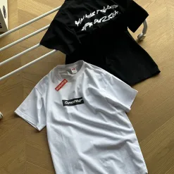 Hochwertiges Supreme Kurzarm-Logo aus schwarzer Baumwolle, Luxus