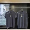 Premium Descente Kurzarm-T-Shirt aus atmungsaktiver Seide in Marineblau