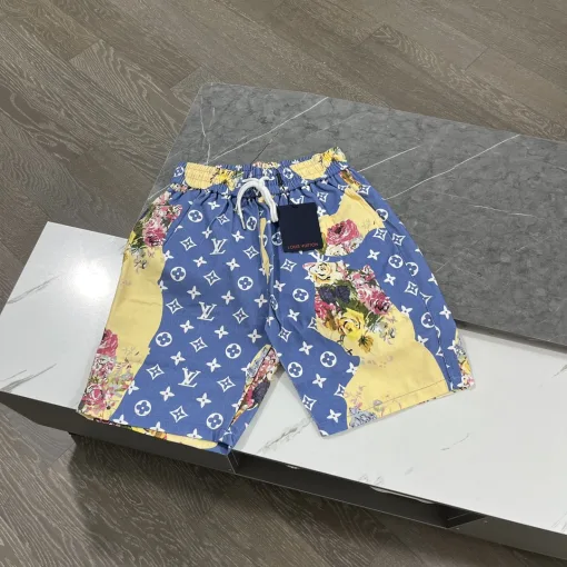 Hochwertige Shorts im Louis Vuitton-Print-Stil