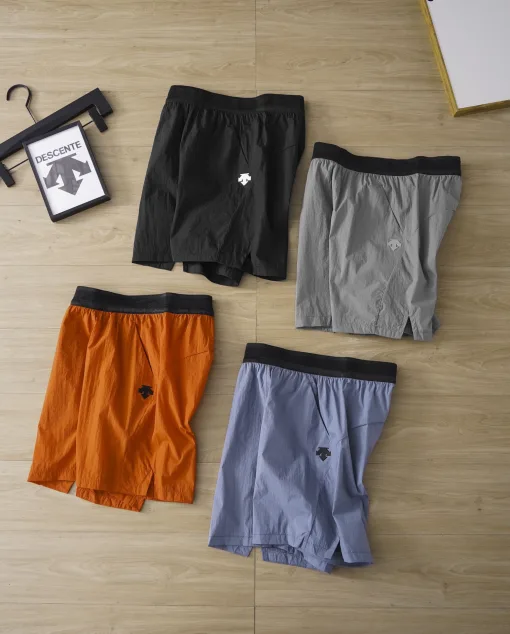 Bestseller Descente Shorts Schwarzes Nylon Atmungsaktive Kollektion