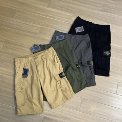 Hochwertige Stone Island Shorts in Schwarz, Baumwolle, atmungsaktiv