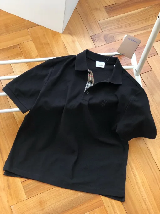 Burberry Kurzarmhemd aus schwarzer Baumwolle in Premiumqualität im klassischen Stil