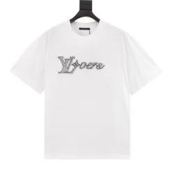 Luxuriöse Louis Vuitton Kurzarm-Kollektion mit schwarzem Logo