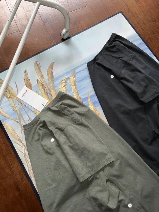 Luxuriöse, kurzärmelige, atmungsaktive Kollektion von Lululemon in Weiß