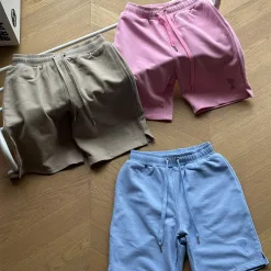 Premium Ami Shorts, Baumwolle, bestickt, Schwarz