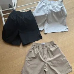Hochwertige Bottega Veneta Shorts Schwarz Baumwolle Solid Luxus