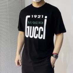 Hochwertige Gucci Kurzarm-Kollektion in Schwarz gewaschen