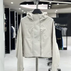 Meistverkaufte Lululemon-Jacken aus atmungsaktivem Leinen
