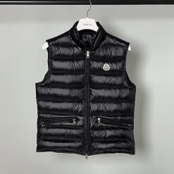 Hochwertiger Moncler-Westenstil