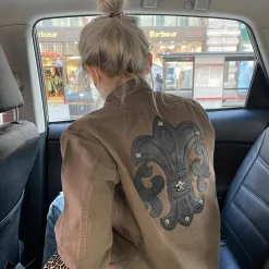 Hochwertiges Chrome Hearts Hemd im Braunleder-Stil
