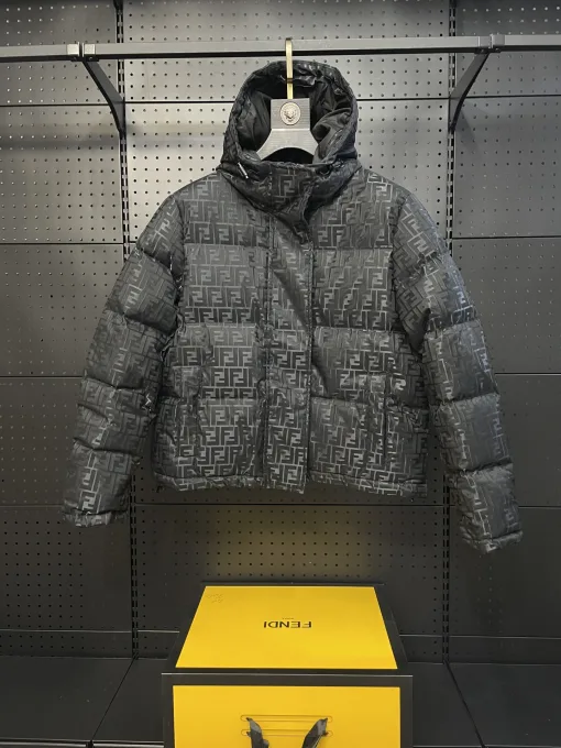 Bestseller Fendi Daunenjacken Schwarz Strick Monogramm Kollektion