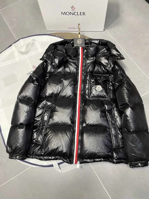 Bestseller Moncler Daunenjacke Schwarz Nylon Streifen Luxus