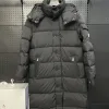 Hochwertige Moncler Mäntel Klassischer Luxus