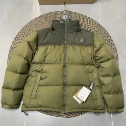 Premium Qualität The North Face Daunenjacken Grün Patchwork Luxus