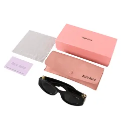 Hochwertige Miu Miu Brillen Schwarz Elegante Kollektion