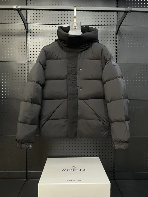 Premium Moncler Daunenjacken Schwarz Klassischer Stil