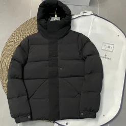 Premium Qualität Moncler Daunenjacken Schwarz Classic Luxury