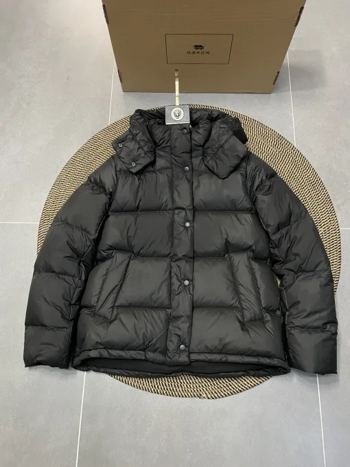 Luxus-Mäntel von Lululemon Schwarz Luxus